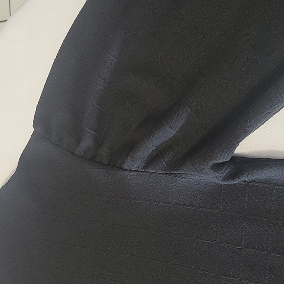 Zara women's Sweater - Picture 9 of 9